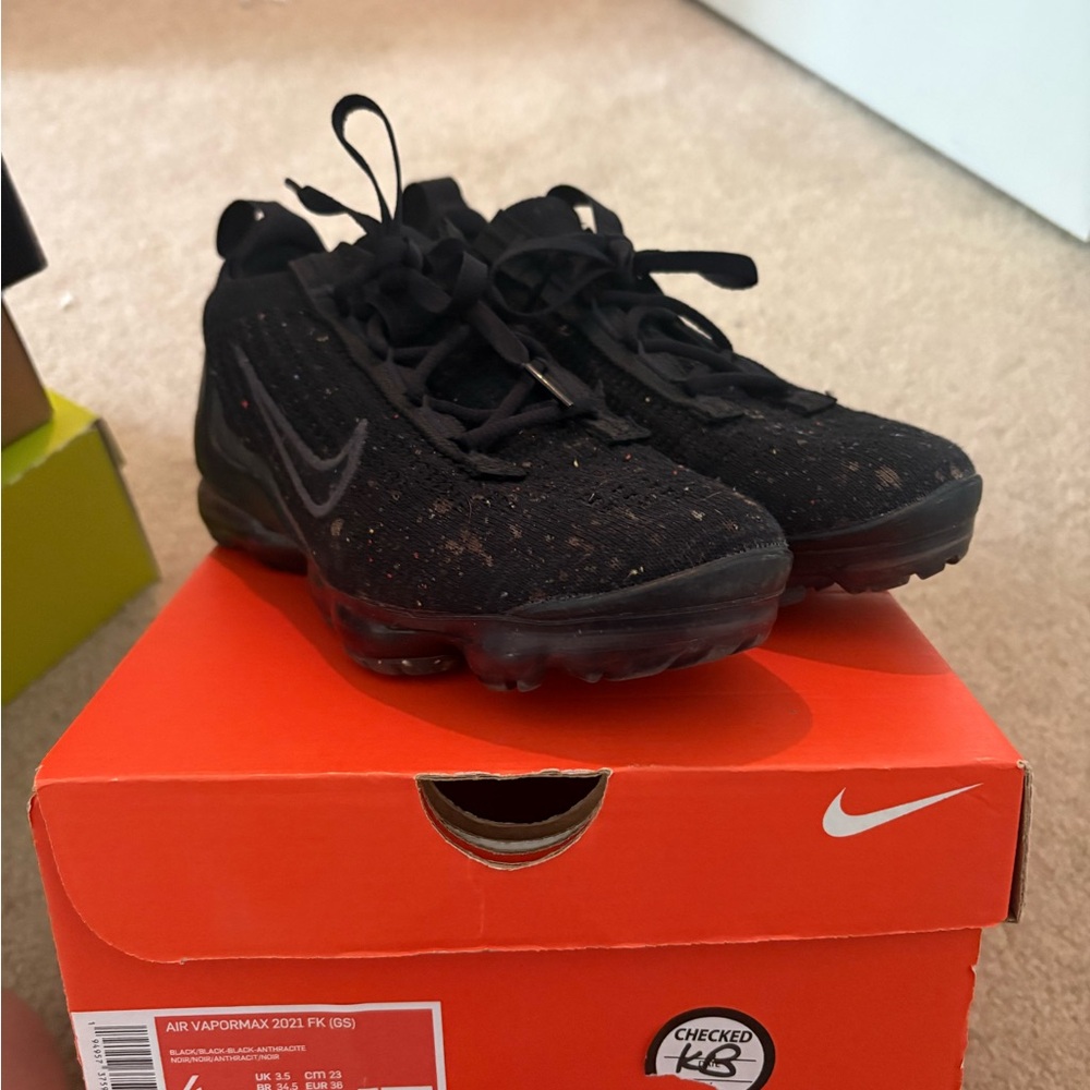 Nike Kids Black VaporMax Sneakers